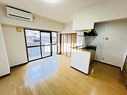 アーバンヒルズ城山2号館 1階1LDKのリビング/ダイニング