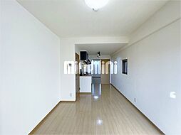 近鉄名古屋線 南が丘駅 徒歩1分の賃貸マンション 2階1LDKのリビング/ダイニング