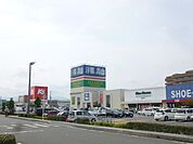 ショッピング施設「久居インターガーデンまで2796m」
