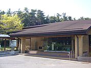 図書館「河芸図書館まで640m」