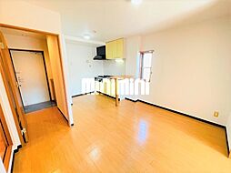 シャトー・グラシューズ 2階1LDKのリビング/ダイニング