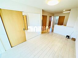 サザンアーブル 2階2LDKのリビング/ダイニング