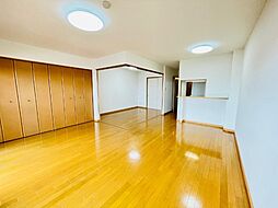 マッシモグローリア 4階2LDKのリビング/ダイニング