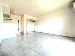 フラワーヒルズ 1階ワンルームのリビング/ダイニング