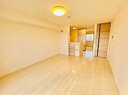 タートル　エイト 3階1LDKのリビング/ダイニング