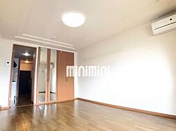 プチバイオレット 2階1Kのリビング/ダイニング