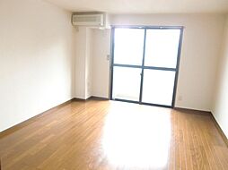 フレンズスズカ 3階1Kのリビング/ダイニング