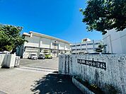 中学校「鈴鹿市立創徳中学校まで1817m」