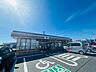 周辺：コンビニ「セブンイレブン鈴鹿岡田1丁目店まで225m」