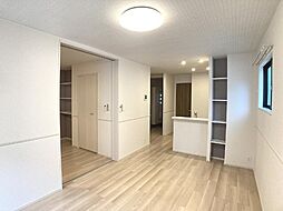 カーサ　ソラーナ 102 1階1LDKのリビング/ダイニング