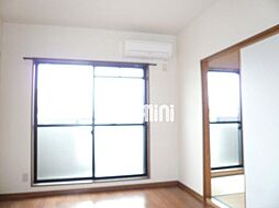 ピースハイツ 4階2DKのリビング/ダイニング