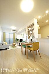 ショー・T 205 2階2LDKのリビング/ダイニング