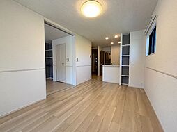 カーサ　マーレ 101 1階1LDKのリビング/ダイニング