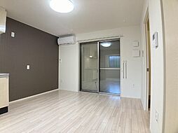 トロン 103 1階1LDKのリビング/ダイニング