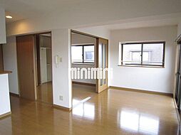 ピュアタウンII 1階2LDKのリビング/ダイニング