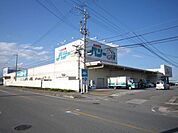 スーパー「生鮮市場ベリー小俣店まで370m」