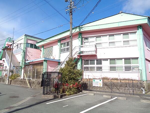 画像23:幼稚園、保育園「松阪仏教愛護園保育園まで470m」