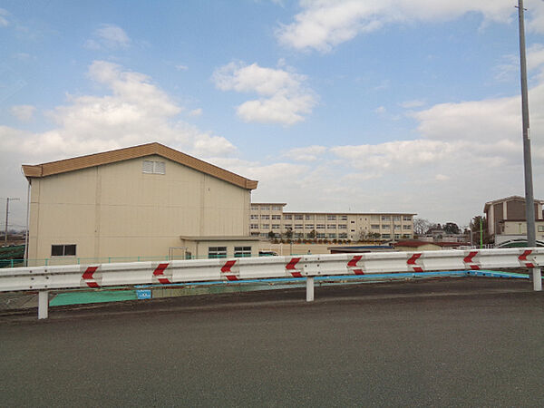 画像21:小学校「松阪市立徳和小学校まで2148m」