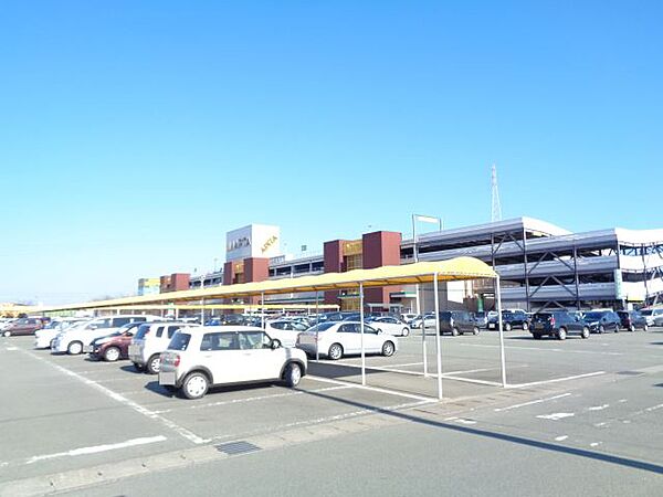 画像22:ショッピング施設「アピタ松阪三雲まで2400m」