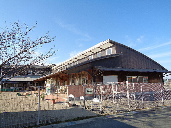画像23:幼稚園、保育園「松阪市立西保育園まで1174m」
