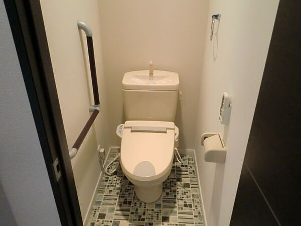 画像7:シャワー付きトイレつき