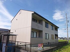 ボン・リヴィエール石津Ｃ  ｜ 三重県松阪市石津町（賃貸アパート2LDK・2階・51.84㎡） その1