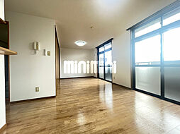 ルネスガーデン 2階2LDKのリビング/ダイニング