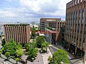 大阪経済大学 944m