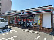 セブンイレブン吹田元町店 406m
