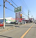 ジャパン高槻下田部店 959m
