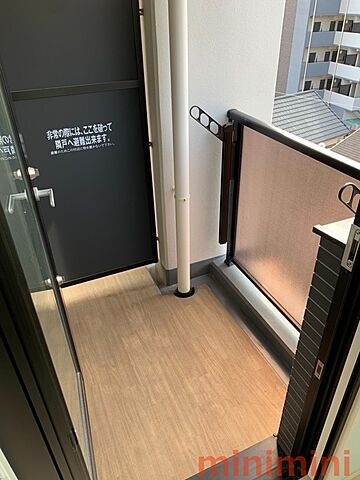 バルコニー