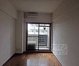 京阪本線 神宮丸太町駅 徒歩4分の賃貸マンション 4階1Kのリビング/ダイニング