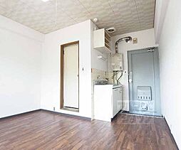 京都市営烏丸線 国際会館駅 徒歩2分の賃貸マンション 2階ワンルームのリビング/ダイニング