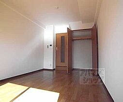 JR山陰本線 二条駅 徒歩3分の賃貸マンション 3階1Kのリビング/ダイニング