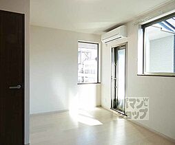 京都市営烏丸線 今出川駅 徒歩22分の賃貸マンション 4階1Kのリビング/ダイニング