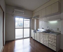 京都市営烏丸線 今出川駅 徒歩20分の賃貸マンション 4階3DKのリビング/ダイニング