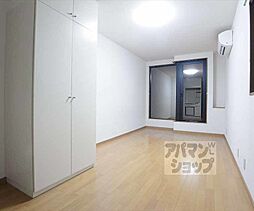 京都市営烏丸線 北大路駅 徒歩16分の賃貸マンション 3階ワンルームのリビング/ダイニング