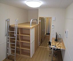 レオパレス京都鞍馬口 205 2階1Kのリビング/ダイニング