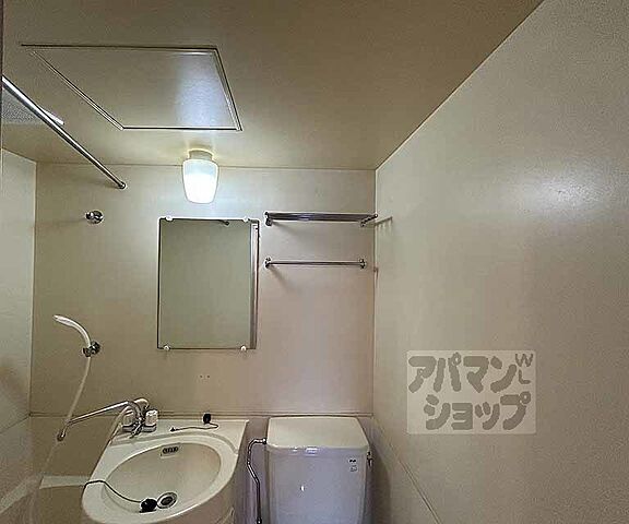 浴室