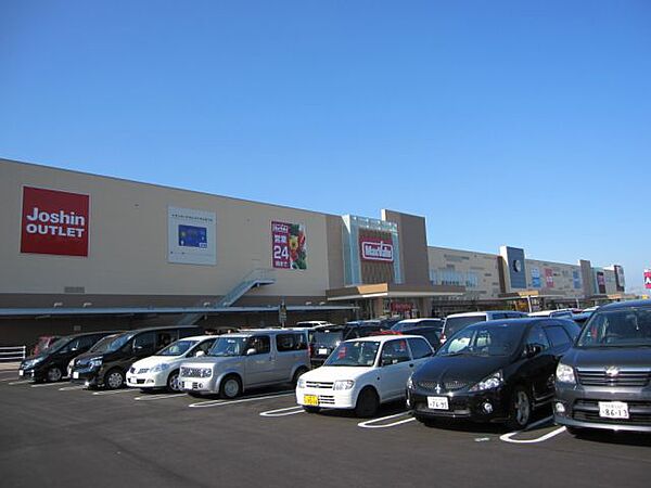 画像19:ショッピング施設「イオン津城山ショッピングセンターまで2400m」