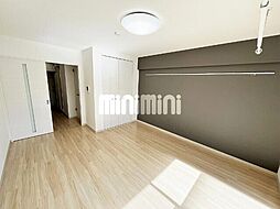 コンフォール津 105