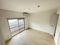 ＳＫＹ＆ＥＡＲＴＨ 104 1階1Kのリビング/ダイニング