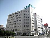 銀行「百五銀行まで610m」