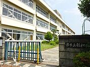 小学校「市立敬和小学校まで360m」