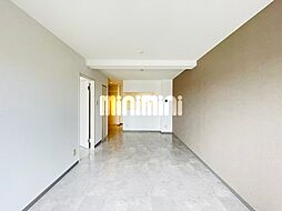 クアトロ 4階1LDKのリビング/ダイニング