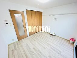 フェロウズＢ 2階1Kのリビング/ダイニング