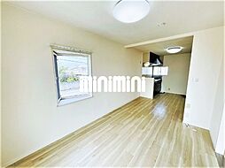 フレグランスかおりＢ 2階1LDKのリビング/ダイニング