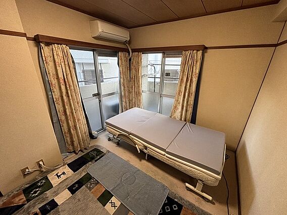 寝室