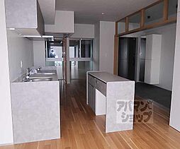 シャリマー西大路 822