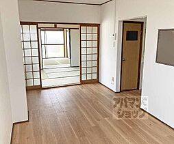 京阪本線 藤森駅 徒歩7分の賃貸マンション 2階2DKのリビング/ダイニング